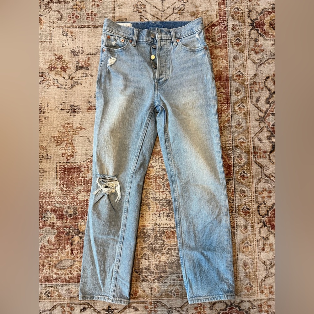 Gap light wash jeans. Size 25/0. In absolute perfect condition.